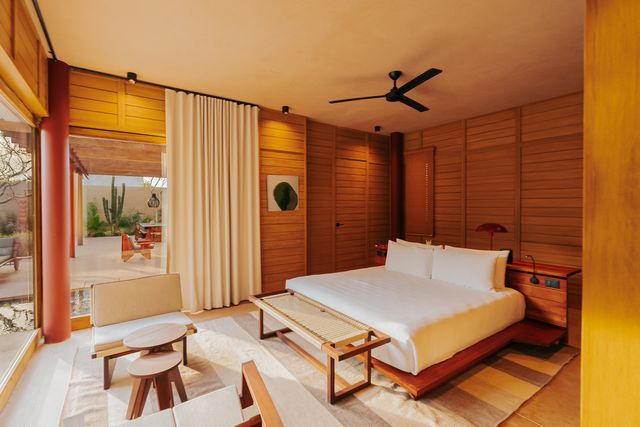 TAL-bedroom-ACREHACIENDA0224-652fb39279e64e279e757675b08fc80a - Este hotel en los Cabos, de casas del árbol, ahora tiene 10 nuevas haciendas, cada una con piscina privada y terrazas en la azotea