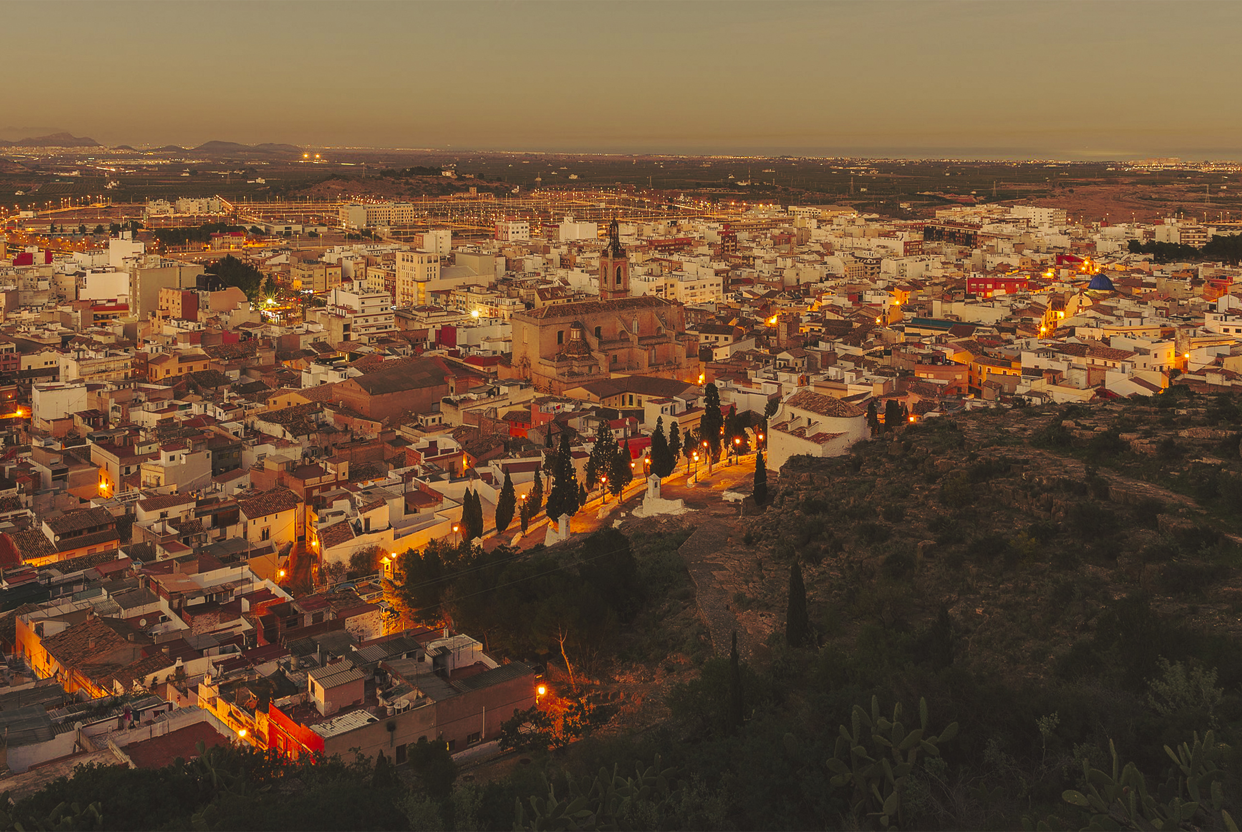 El hermoso pueblo histórico a 30 minutos de Valencia para visitar en pareja