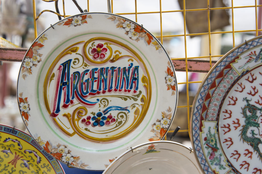 tradicional_fileteado_argentino-1000x667 - 4 mercados gastronómicos en Buenos Aires para comer y disfrutar