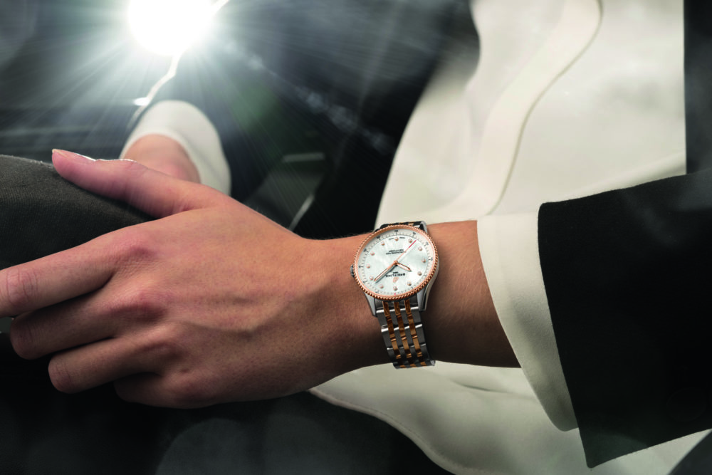 26_Breitling-Navitimer-32_Ref.-U77320E61A1U1_CMYK-1000x667 - “El nuevo lujo es ser más inclusivo, más casual y más sostenible”