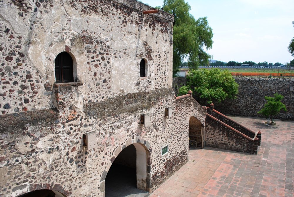 Acolman_wikimedia_AlejandroLinaresGarcia-1000x670 - Escapada de Semana Santa: los mejores destinos para viajar con los niños