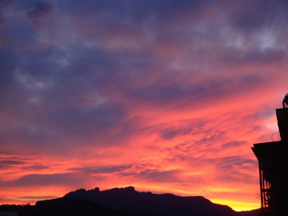 Aiako_harria_wikimedia_commons_zubitarra-1000x750 - El maravilloso parque natural donde te sientes entre las nubes y puedes verle "la cara a Napoleón"