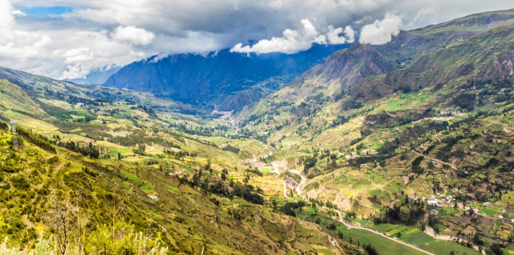 ChavindeHuantar-Apollo-en-Wikimedia-Commons-1000x496 - Cuáles son los 12 pueblos de Sudamérica que la Organización Mundial del turismo recomienda visitar