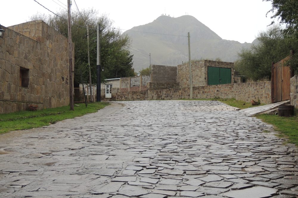 LaCarolina-miroab-en-Wikimedia-Commons-1000x667 - Cuáles son los 12 pueblos de Sudamérica que la Organización Mundial del turismo recomienda visitar