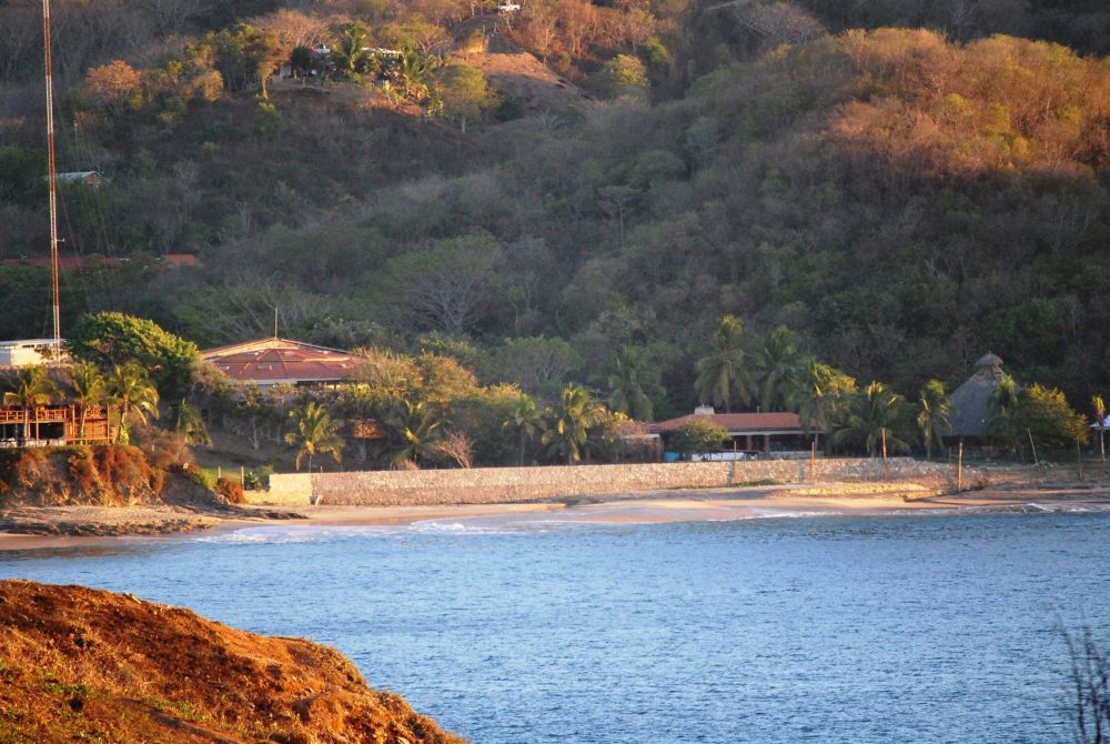 Mazunte-AlejandroLinaresGarcia-en-Wikimedia-Commons-1000x670 - El Pueblo Mágico costero con hermosas puestas de sol, ricos pescados y es perfecto para hacer surf