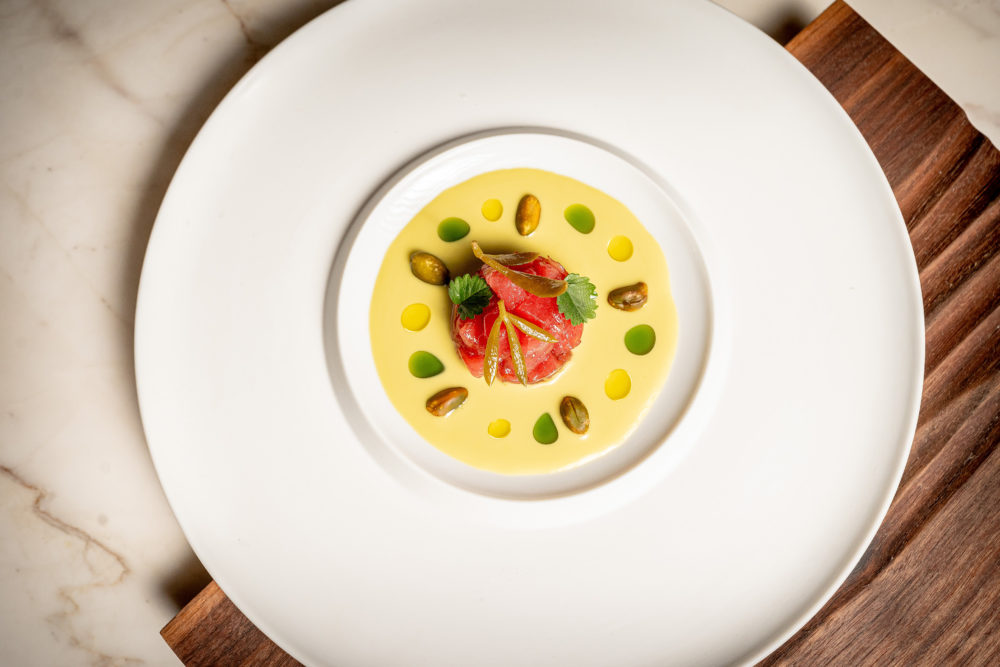 Tartar-de-Atun-Balfego-1000x667 - España: 4 destinos gastronómicos para conocer en Semana Santa
