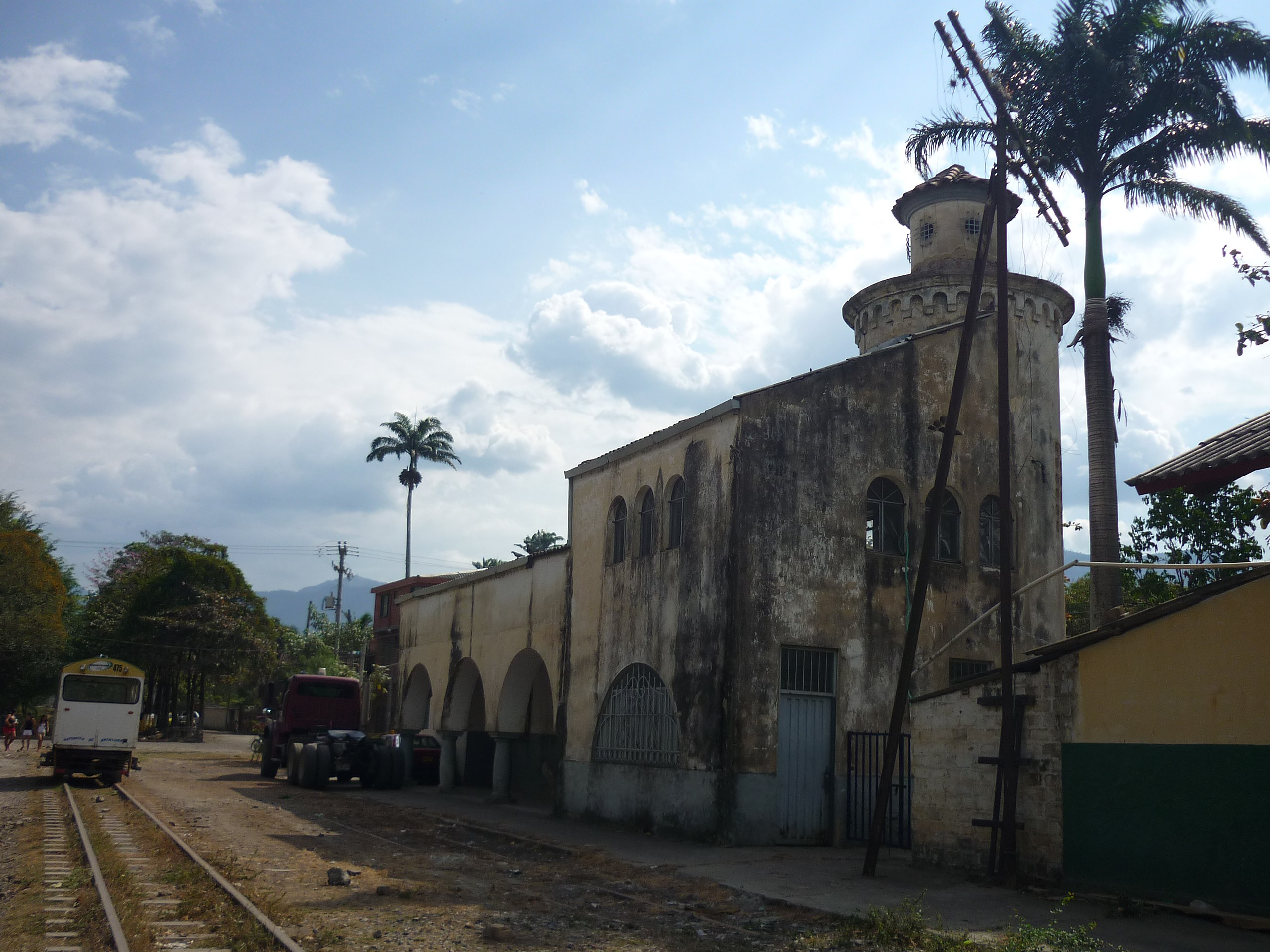 El hermoso pueblito de Colombia perfecto para los amantes de la naturaleza con senderos y cascadas para visitar