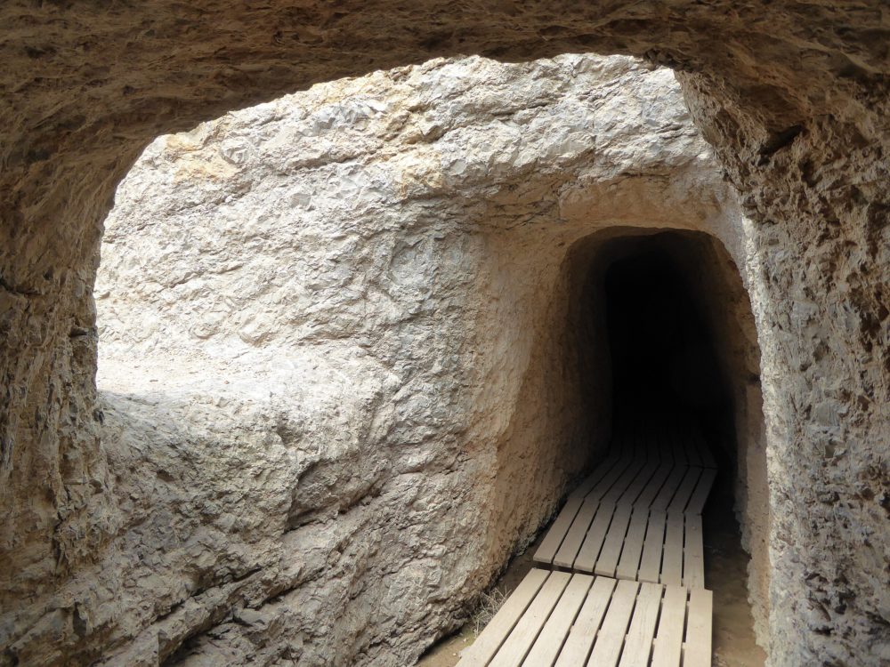acueducto-albarracin-espana-1000x750 - El pueblito en Teruel con un acueducto romano y vistas panorámicas impresionantes