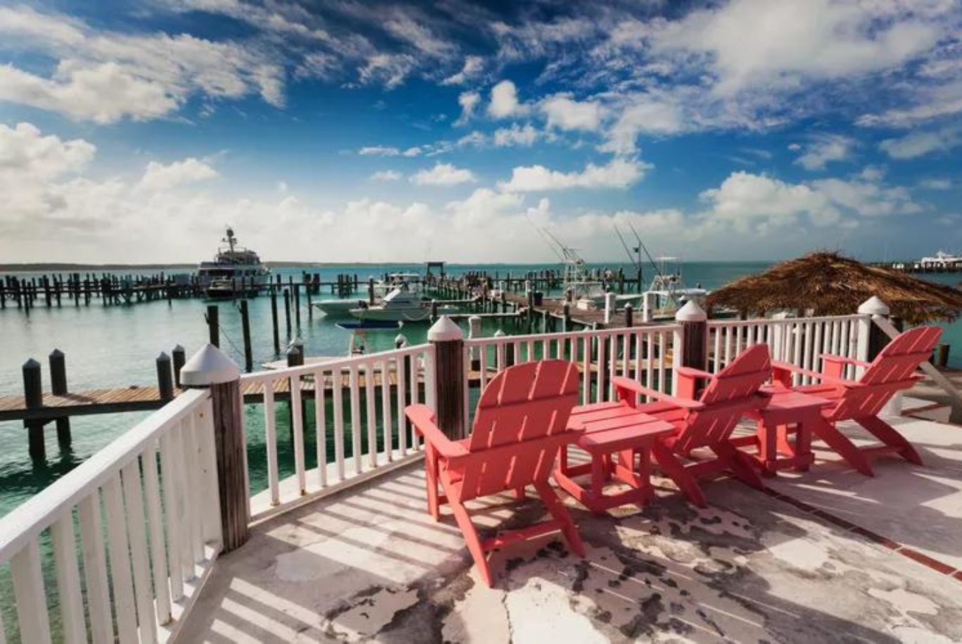 Taylor Swift y Travis Kelce acaban de pasar sus vacaciones en este destino de las Bahamas que ha pasado desapercibido, ¡y tenemos los consejos de un lugareño sobre dónde ir!