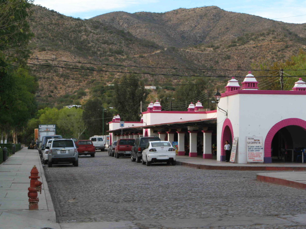 kino1-Comision-Mexicana-de-Filmaciones-en-Flickr-1000x750 - El pintoresco Pueblo Mágico de Sonora con hermosos paisajes y callecitas empedradas