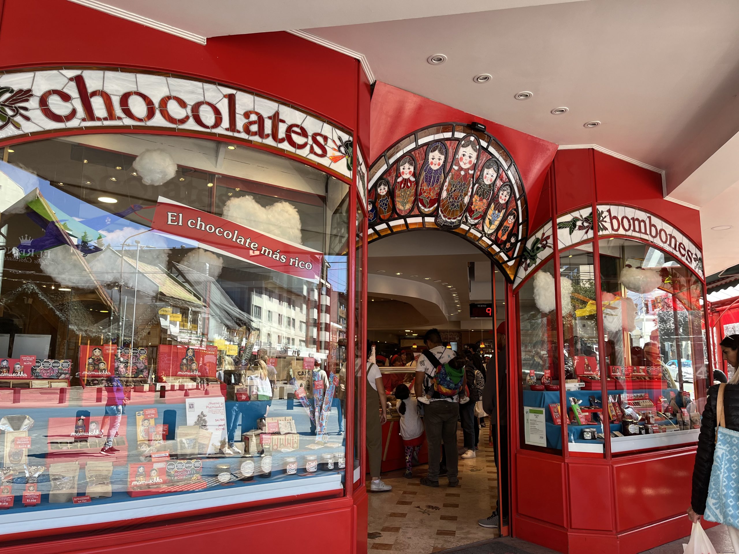 tienda_Mamushka_en_Bariloche-scaled - 72 horas en Bariloche: mi experiencia inolvidable en la Patagonia argentina