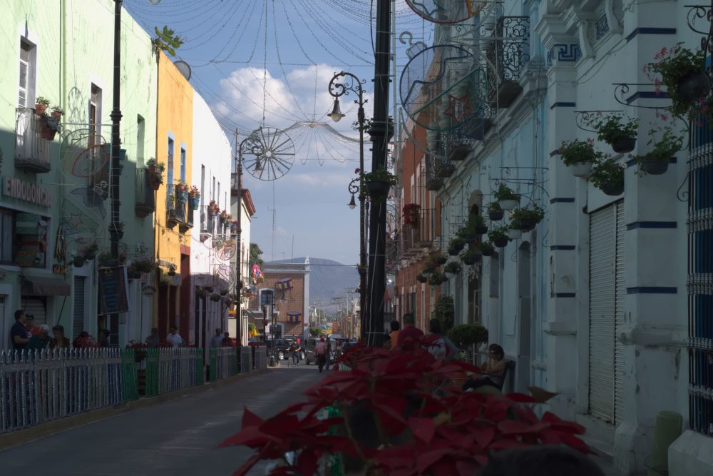 Atlixco_wikimedia_commons_Carlos-Valenzuela-1000x667 - Está a menos de 30 minutos de Puebla y es el Pueblo Mágico con mejor clima del mundo