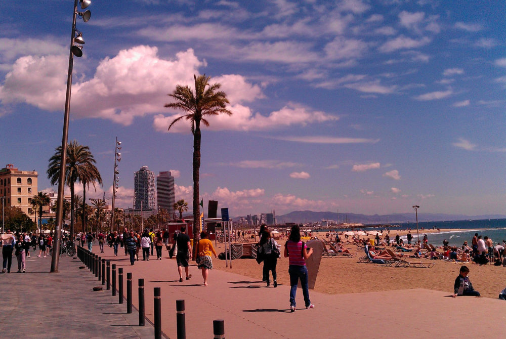 Barceloneta-1000x670 - 3 playas de Barcelona que son Bandera Azul y recomendadas para visitar