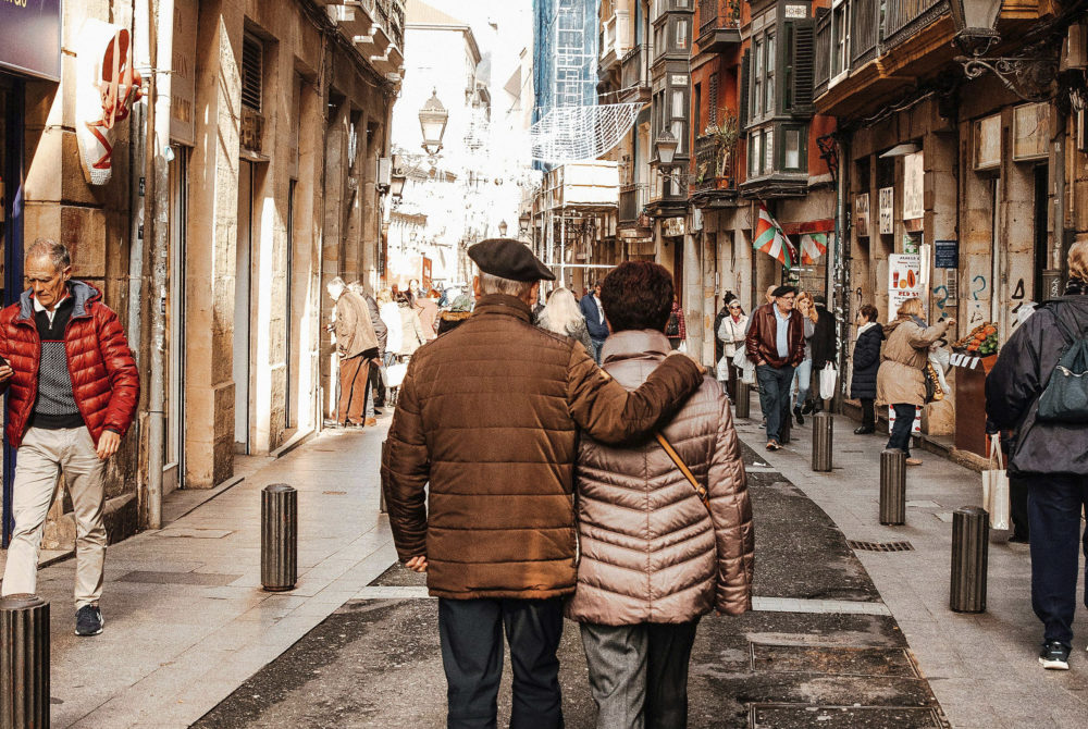 Cuáles son las mejores ciudades de España para conocer caminando, sin usar el automóvil