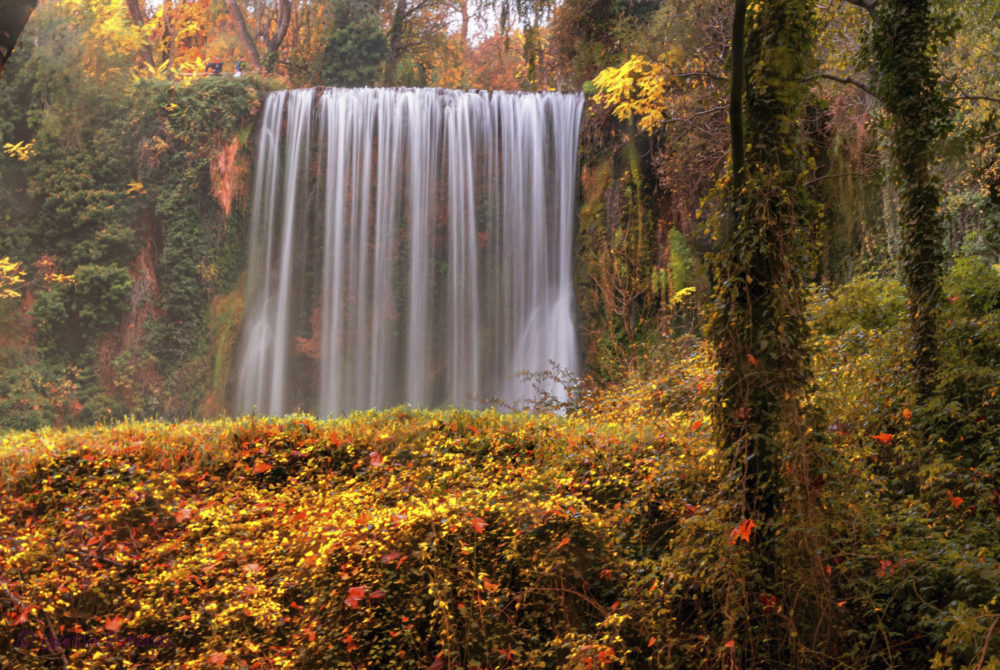 En este magnífico monasterio rodeado de cascadas y grutas se inventó el chocolate a la taza