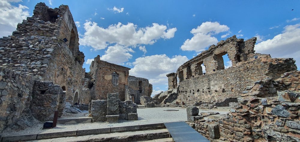Castelo_Rodrigo_wikimedia_commons_Hugo-Ferreira-1000x474 - Este pueblito portugués a 90 minutos de Salamanca es uno de los más lindos del mundo según la Organización Mundial del Turismo