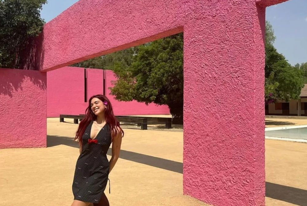 Dua-Lipa2-1000x670 - 6 lugares que Dua Lipa ama de la CDMX
