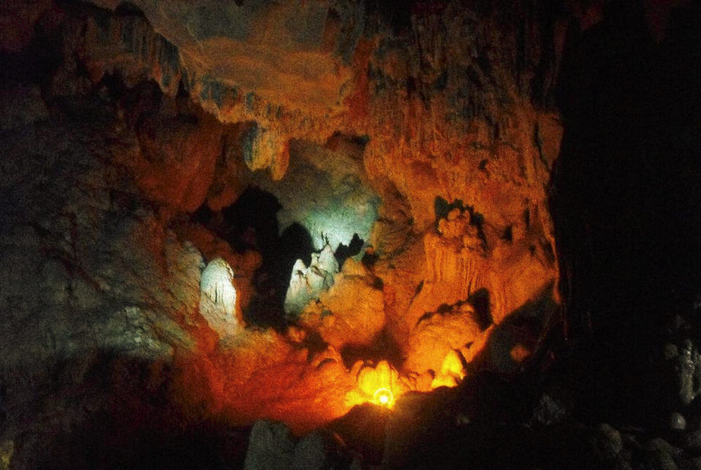 Gruta-Teapa-1000x670 - El bonito Pueblo Mágico a 1 hora de Villahermosa con alucinantes grutas, exquisitos plátanos y preciosos paisajes llenos de naturaleza