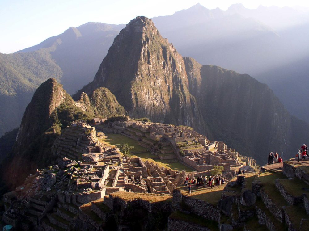 Machu_Pichu_wikimedia_commons_YoTuT-1000x748 - Cuáles son las 7 maravillas del mundo moderno