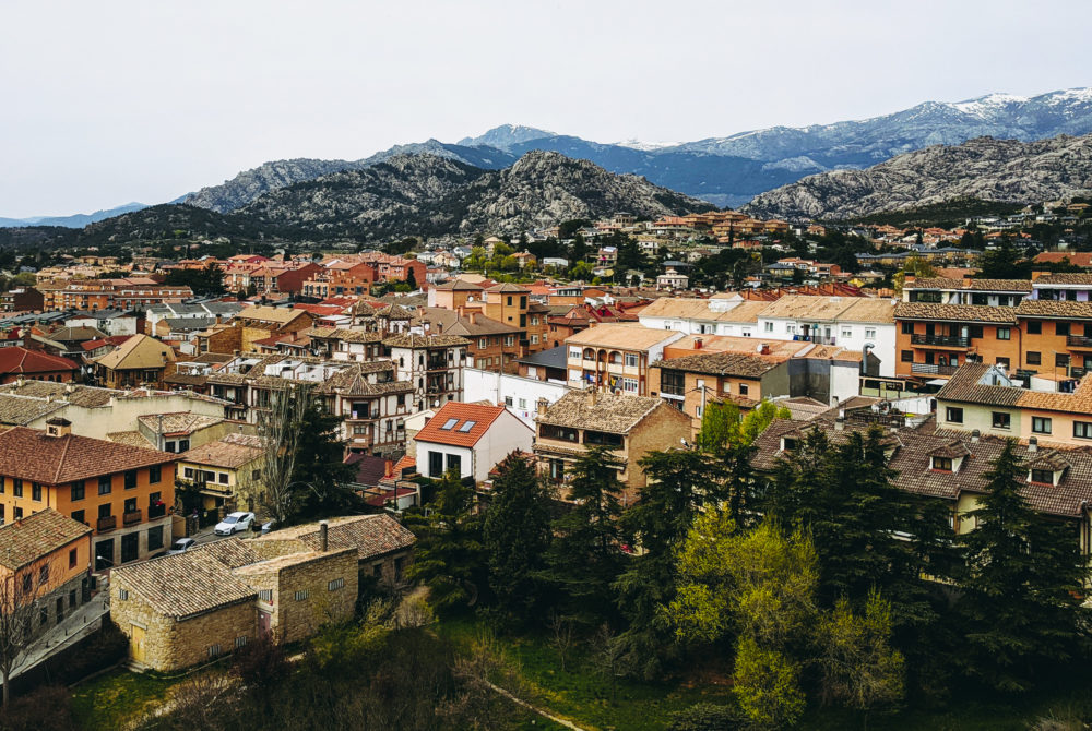 Manzanares-El-Real2-1000x670 - Este encantador pueblito está a una hora de Madrid y tiene uno de los castillos del siglo XV mejor conservados