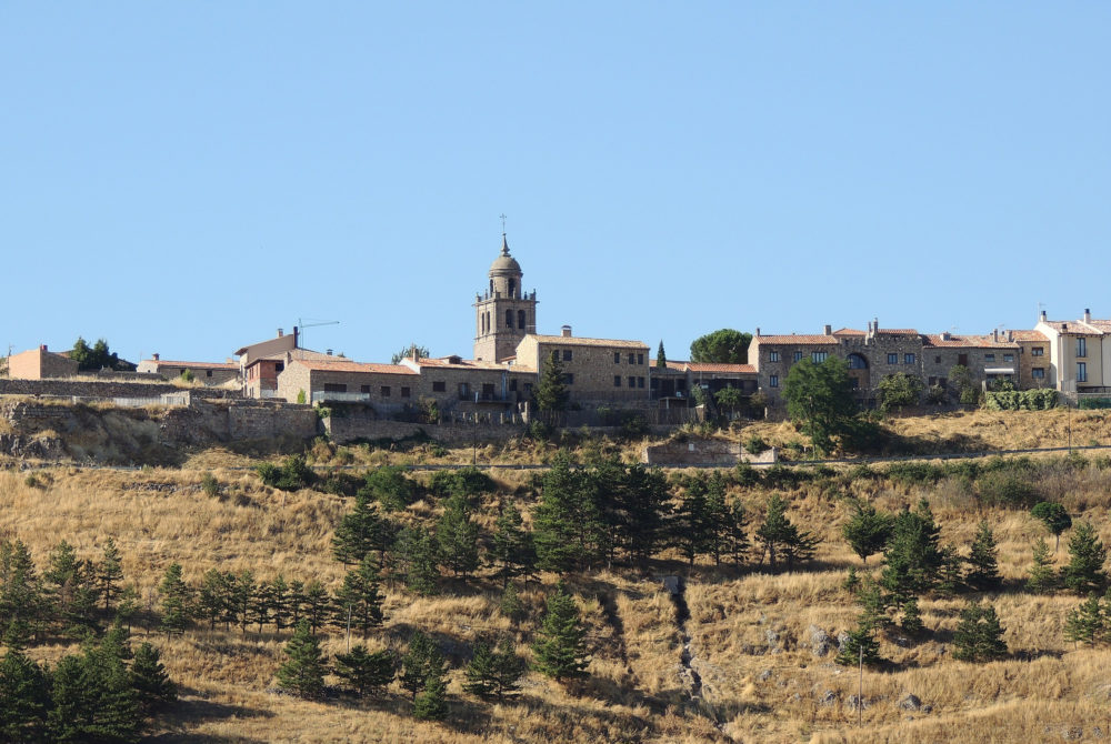 Medinaceli2-1000x670 - El increíble pueblo a 2 horas de Madrid que resguarda un curioso castillo con un cementerio dentro