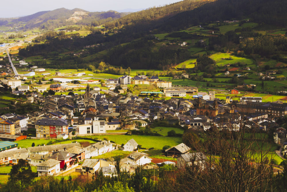 Mondonedo2-1000x670 - Este bonito pueblo en Galicia tiene paisajes de cuento y una exquisita gastronomía