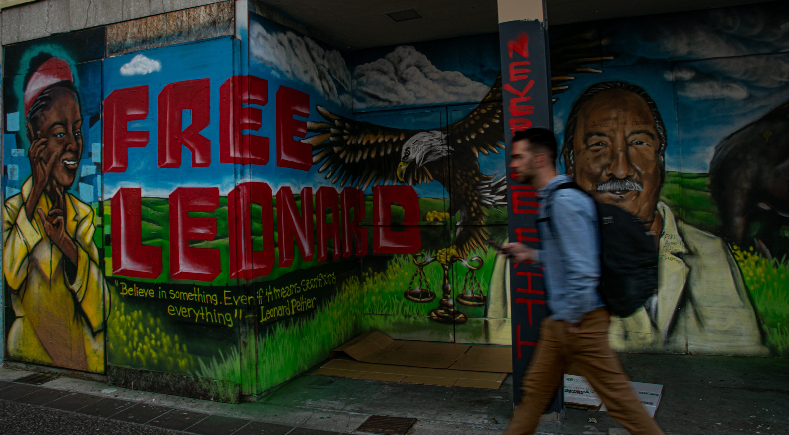 Murales-de-Oakland2-scaled - Murales de Oakland: recorre las calles en busca de sus elocuentes obras de arte