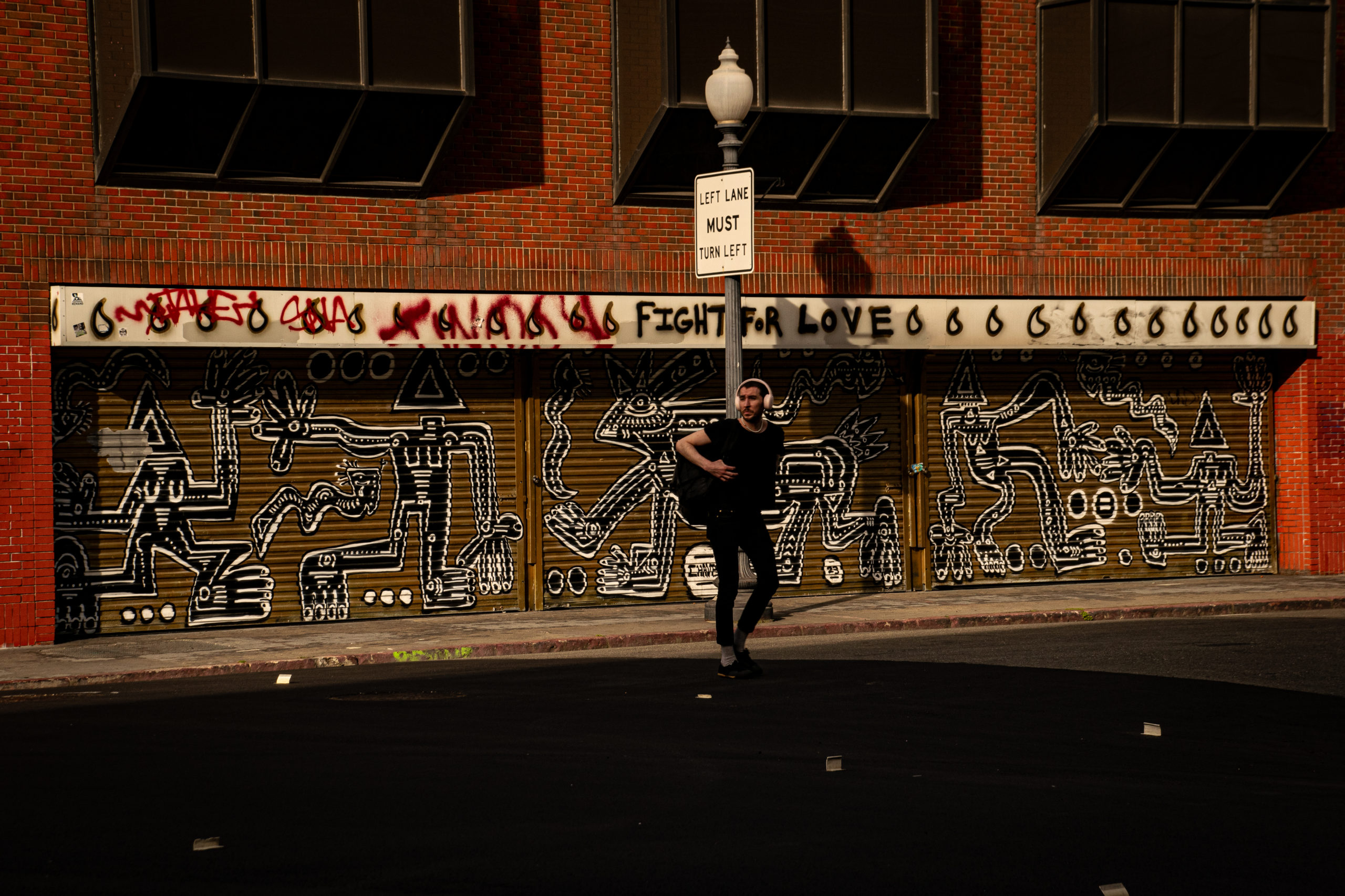 Murales-de-Oakland4-scaled - Murales de Oakland: recorre las calles en busca de sus elocuentes obras de arte