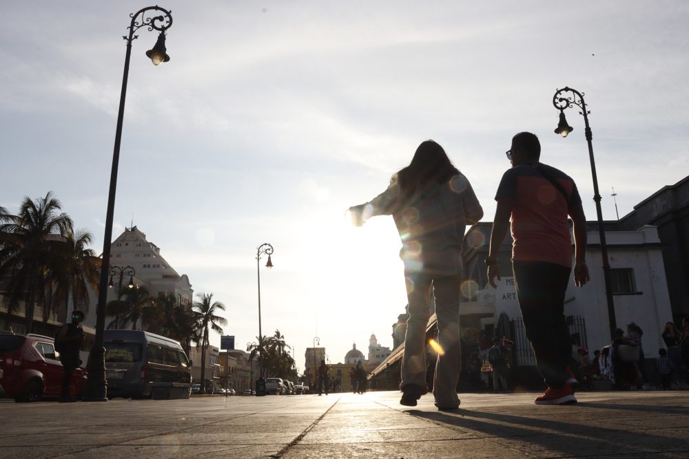 Paseo_del_Malecon_de_Veracruz_wikimedia_commons_Ehecatl-Cabrera-1000x667 - Qué hacer y ver en el Puerto de Veracruz