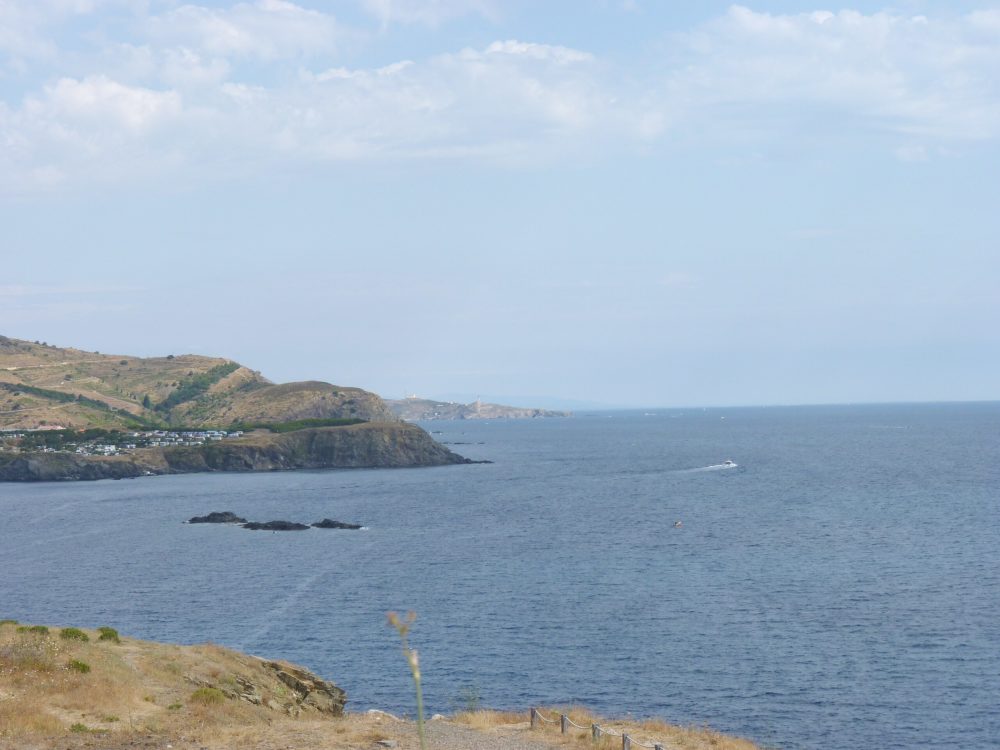 Plage-de-Peyrefite_wikimedia_commons_Bertrand-GRONDIN-1000x750 - La preciosa playa de Francia que pocos conocen y está a 18 minutos de Portbou