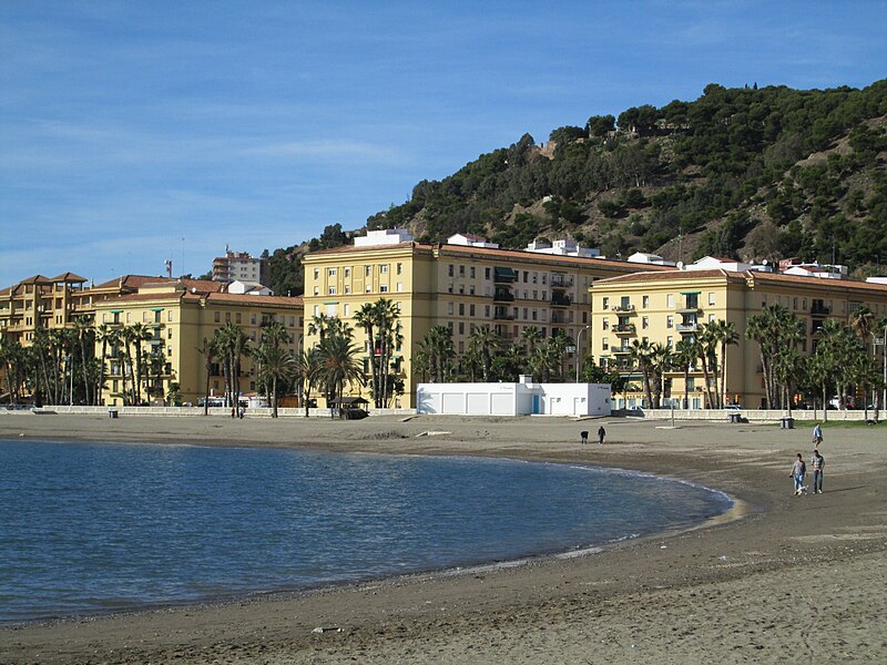 Playa_de_la_Malagueta_malaga_wikimedia_commons_Tyk - 3 playas de Málaga que son Bandera Azul y recomendadas para visitar