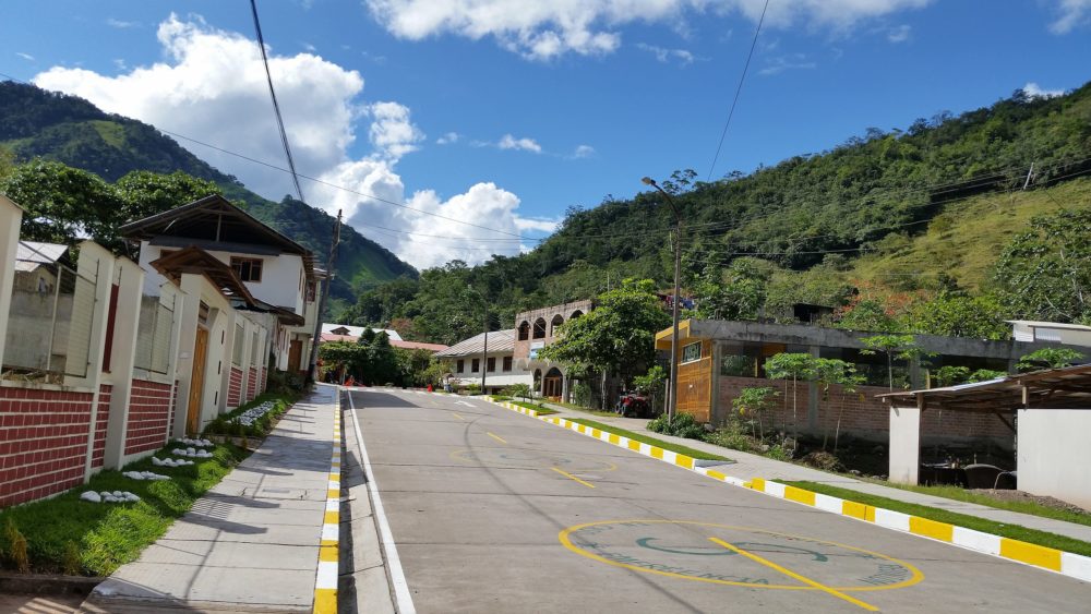Pozuzo_wikimedia_commons_Heiner-Amado-Cadillo-1000x563 - Los pueblos de Perú que la Organización Mundial del Turismo destacó como los más bellos del mundo y que debes conocerlos