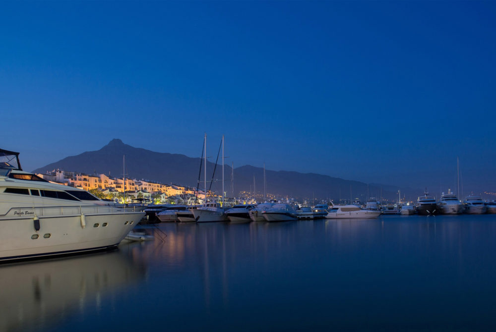 Puerto-Banus2-1000x670 - Cuáles son las playas y calas más caras de España