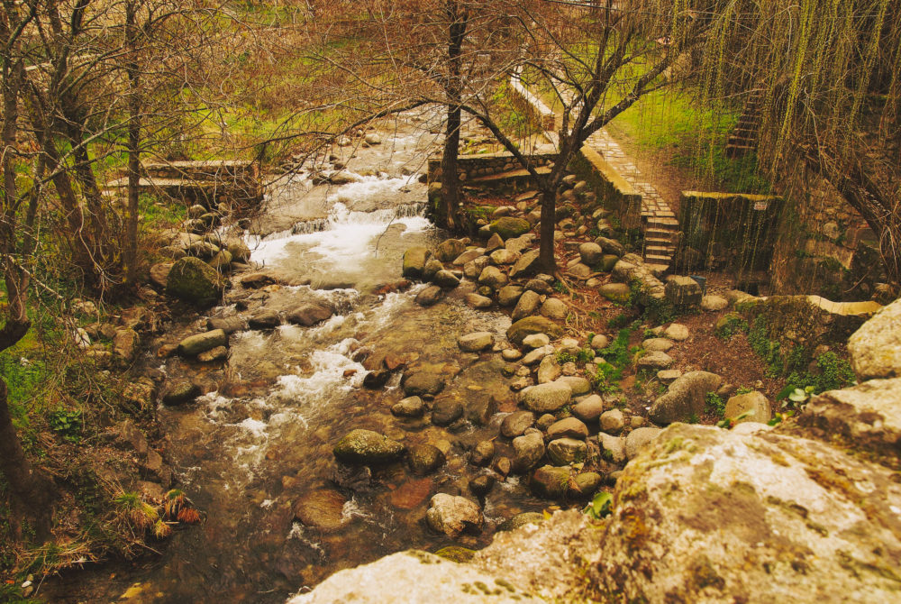 Rio-Hervas-1000x670 - El bonito pueblo a 1 hora de Salamanca con preciosas cascadas y callecitas salidas de un cuento