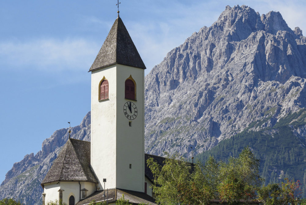 Santa-Maddalena3-1000x670 - El bellísimo pueblito en Italia que casi nadie conoce, tiene solo 300 habitantes y está enclavado entre las montañas