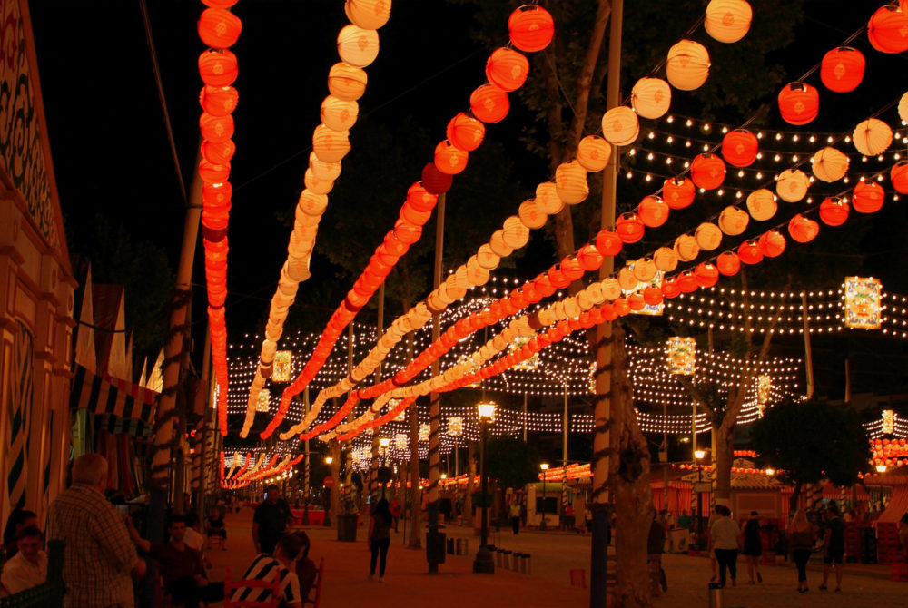 Sevilla2-1000x670 - Cuáles son las mejores ciudades de España para conocer caminando, sin usar el automóvil