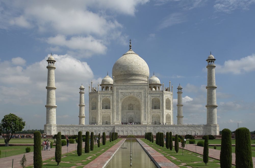 Taj_Mahal_wikimedia_commons_Yann-1000x657 - Cuáles son las 7 maravillas del mundo moderno