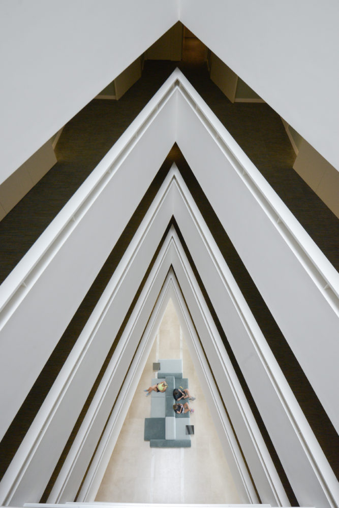 The-Grand-Hotel-6-667x1000 - The Grand Hotel: lujo, elegancia y sofisticación en Punta del Este