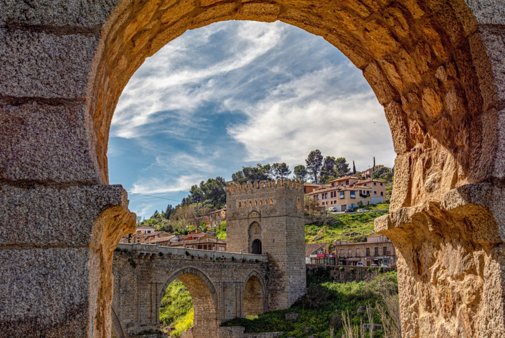 Toledo2-1000x670 - Qué visitar en España: las ciudades y sitios imprescindibles para turistas