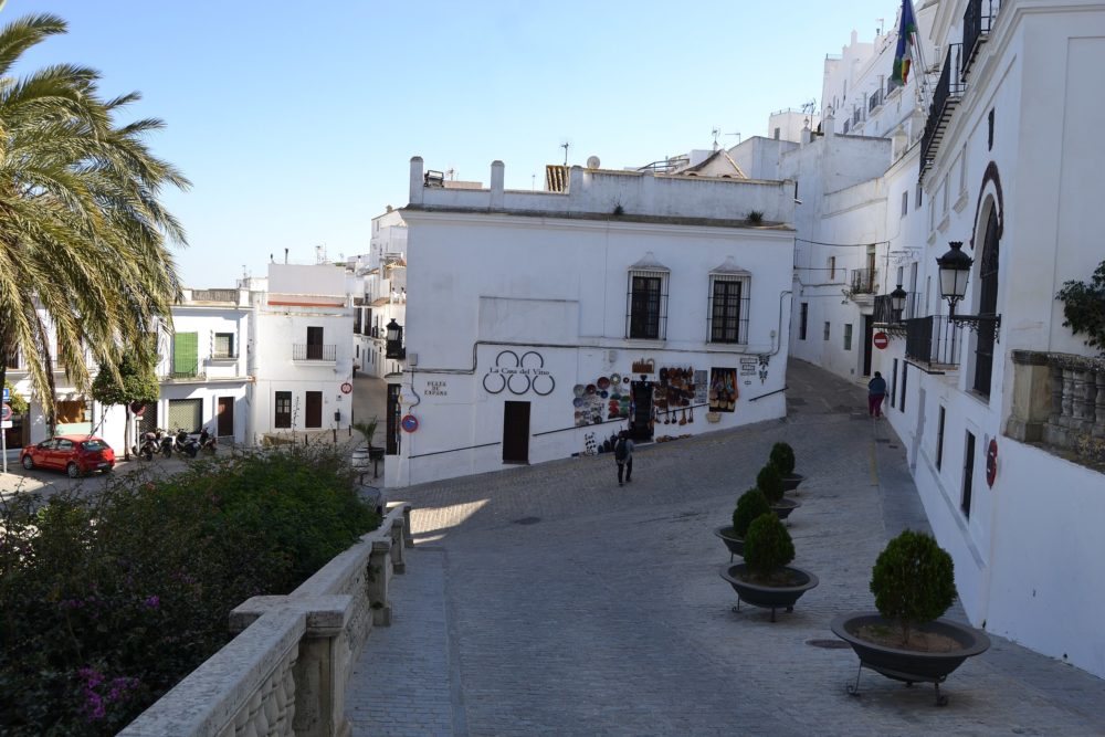 Vejer_wikimedia_commons_Emilio-J.-Rodriguez-Posada-1000x667 - Cuáles son los Pueblos Más Bonitos de Andalucía