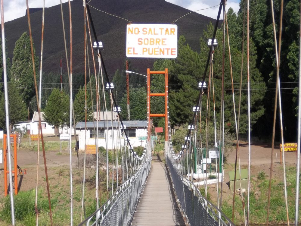 Villa_Llanquin_wikimedia_commons_Dario-Alpern-1000x750 - Este pueblo del sur de Argentina es un paraíso escondido a pocos kilómetros de Bariloche