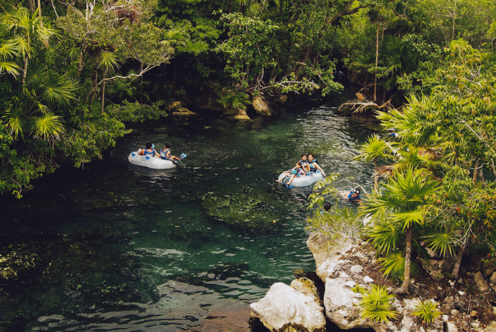 Cuáles son las actividades acuáticas de Xel-Há incluidas en la entrada