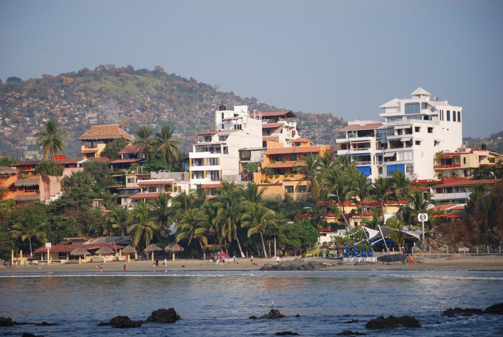 Zihuatanejo_wikimedia_commons_AlejandroLinaresGarcia-1000x670 - Este Pueblo Mágico es una joya de Guerrero, tiene paisajes bellos, se pueden ver ballenas y es perfecto para andar en bicicleta