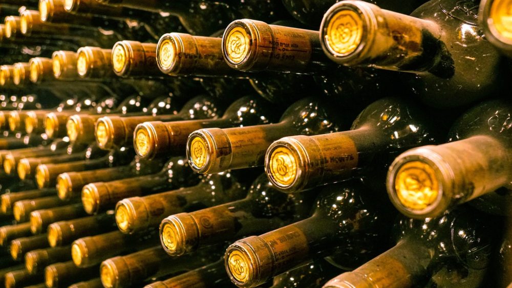 bodega_pixabay-1000x563 - La Ruta del Vino poco conocida de Argentina que no es Mendoza y sorprende con sus bodegas