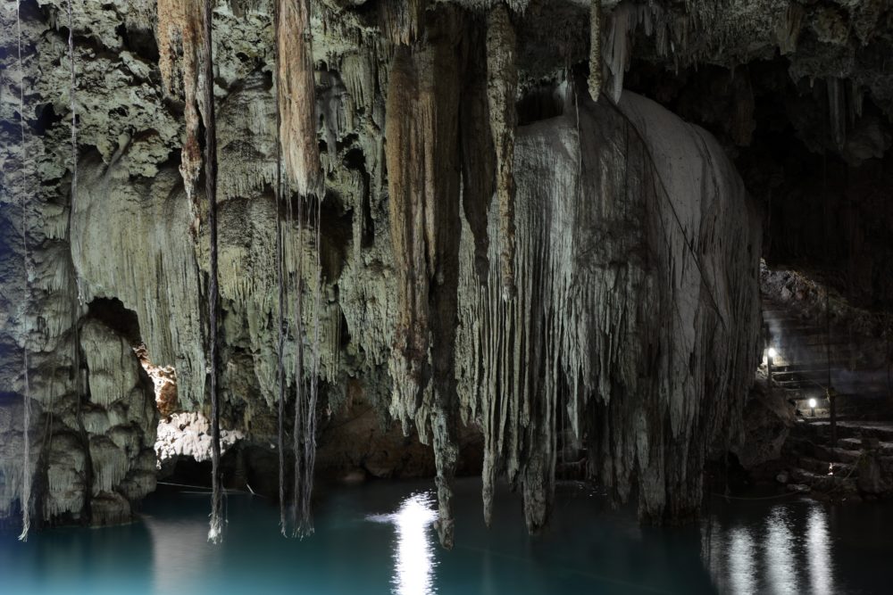 cenote-yucatan-1000x667 - Este cenote sagrado estuvo oculto 2 mil 500 años debajo de un templo en Yucatán