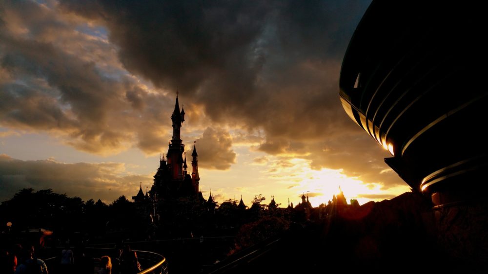 disneyland_paris_pixabay3-1000x563 - Cuáles son los días más baratos para alojarse en Disneyland Paris en agosto y septiembre 2024