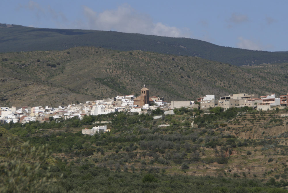 Abrucena-1000x670 - El Pueblo Mágico de España con divinas calles con vista a las sierras para caminar a 50 minutos de Almería y con un Parque Natural digno de una visita