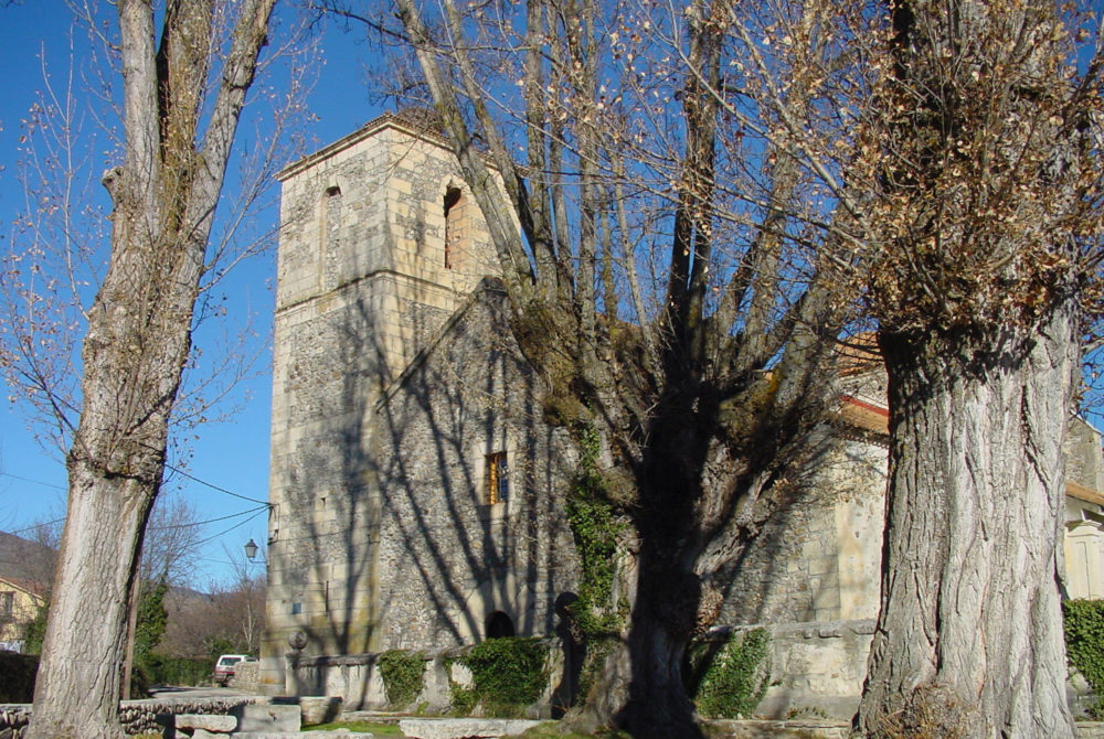 Alameda-Valle-1000x670 - El precioso pueblito a 1 hora de Madrid al que pocos turistas visitan con hermosas rutas de senderismo y bellas callecitas