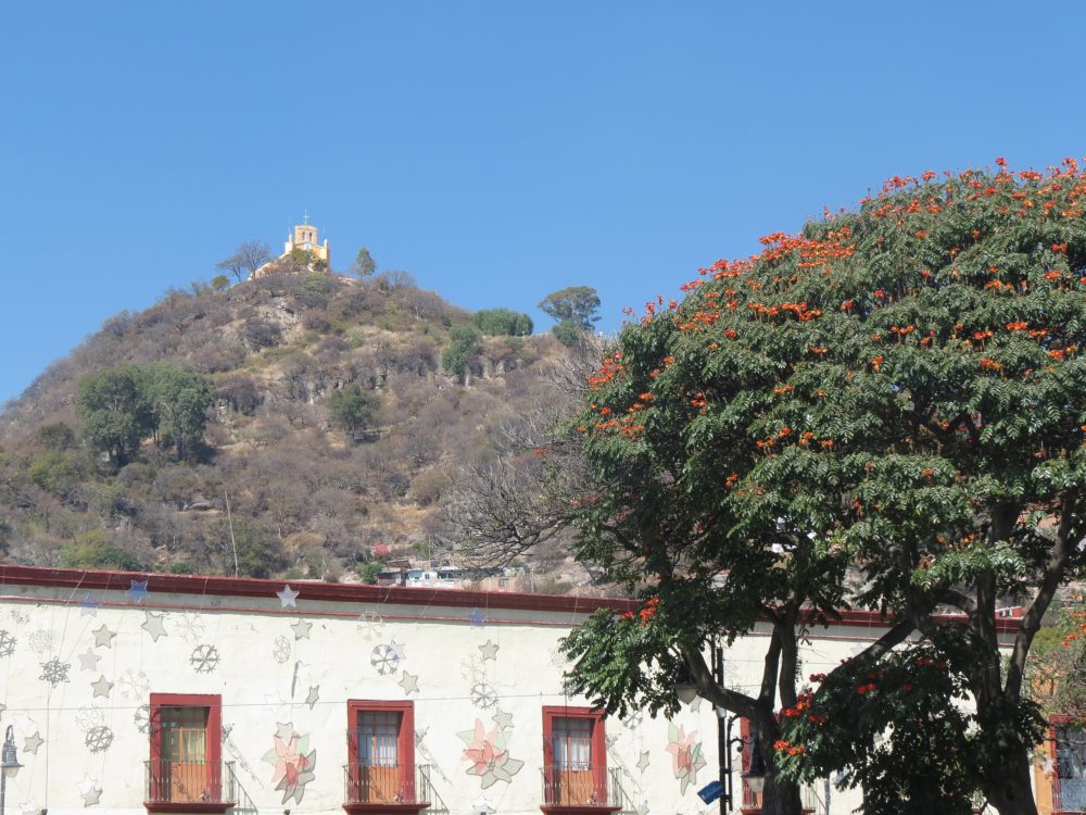Atlixco_wikimedia_commons_Luisalvaz-1000x750 - 2 Pueblos Mágicos a menos de 1 hora de Puebla para una escapada de fin de semana