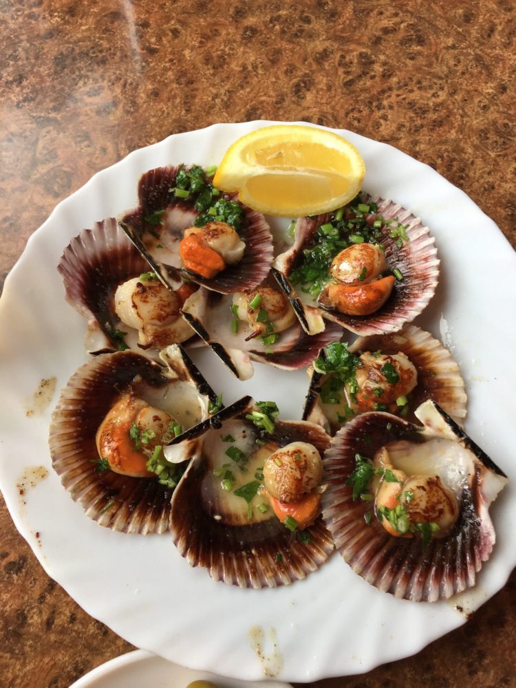 Bar-Cruz-750x1000 - Como un local (adoptivo): Madrid por Dulce Mattos